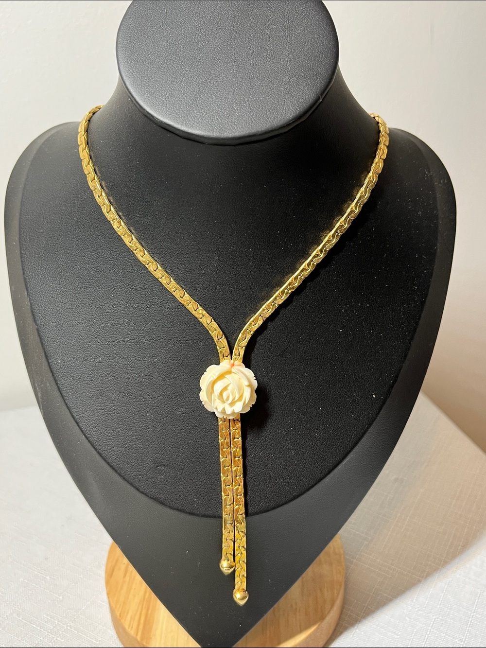 Vintage D’Orlan Gold Lariat Necklace with Cream Rose Pendant